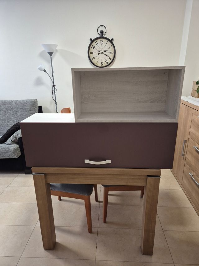 ESTANTERÍAS AUXILIARES