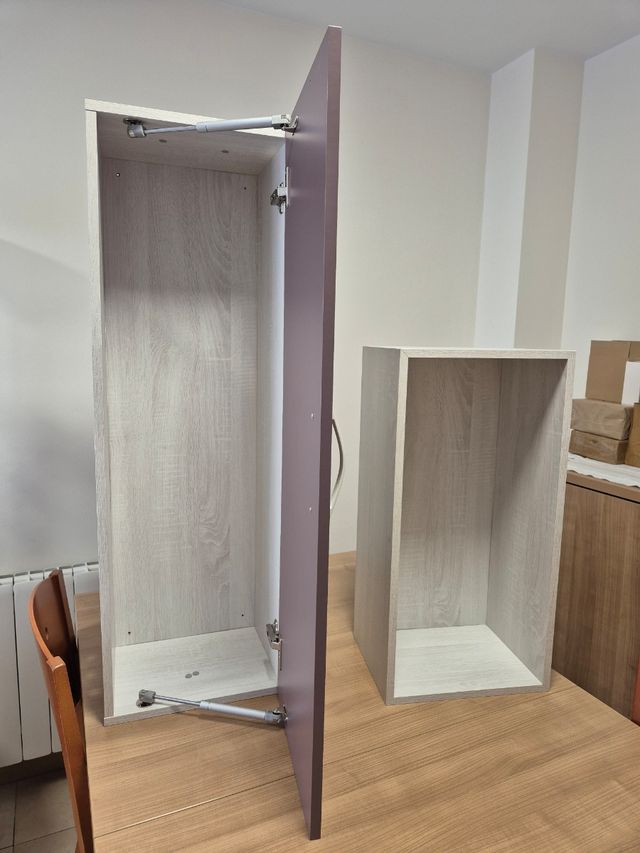 ESTANTERÍAS AUXILIARES