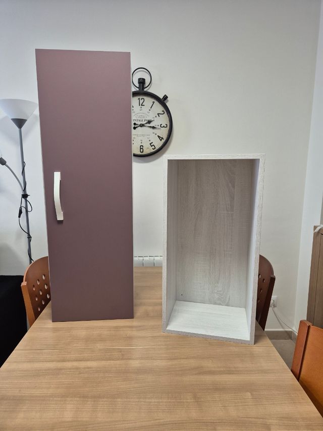 ESTANTERÍAS AUXILIARES