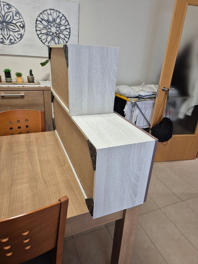 ESTANTERÍAS AUXILIARES