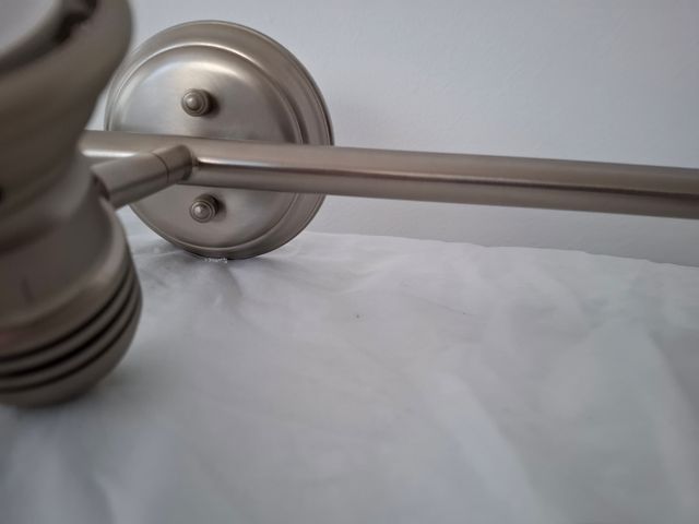 Aplique barra tres focos ¡Urge por tras!