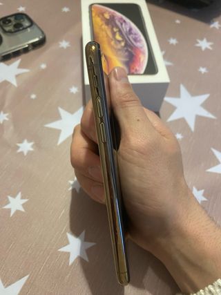 Iphone xs gold