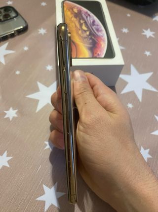 Iphone xs gold