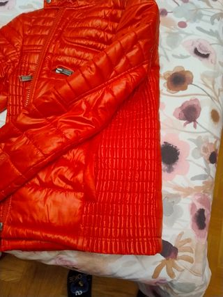Chaqueta Roja