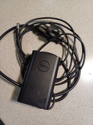 Cargador Portatil Dell LA65NM191 65.0W