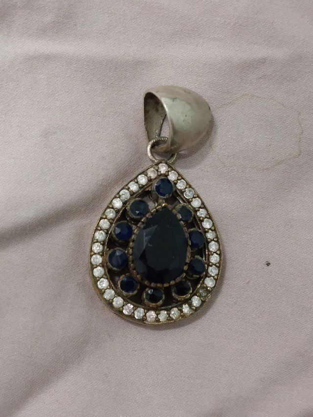 Ciondolo vintage con zaffiro turco