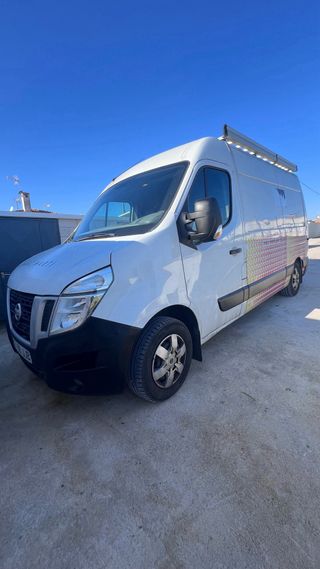 Nissan NV400 2015