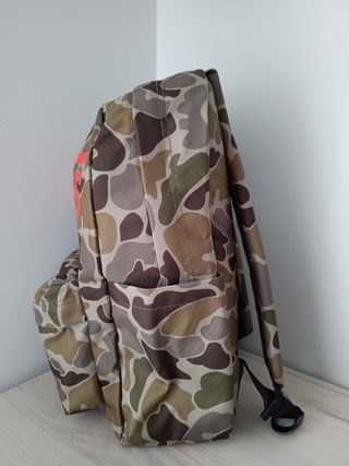 Mochila de niños nueva no negocio.