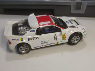 Coche de Scalextric Ford RS200