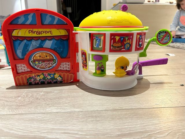 Ristorante Pinypon Hamburger