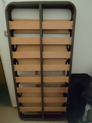 Somier con patas. 90 x 190 cm