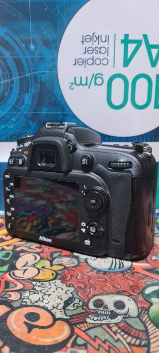 Nikon D7200 + 18-135