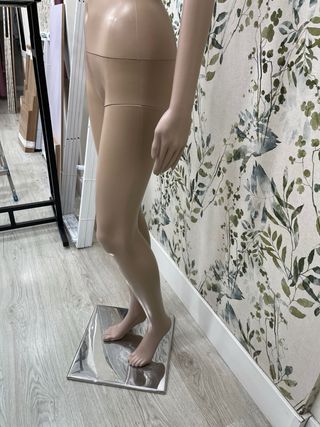 Maniquí mujer talla 34/38 pié mobible