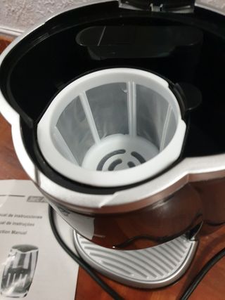 cafetera de filtro con dos tazas  nueva