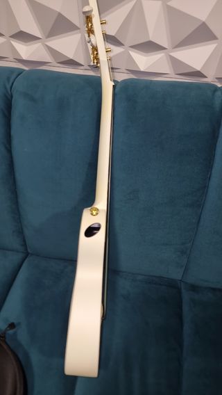 Ukelele enya nova-u/wh blanco