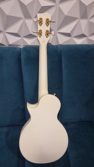Ukelele enya nova-u/wh blanco