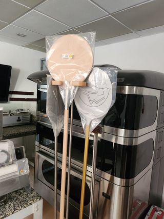 ACCESORIOS PARA PIZZERIA DE FABRICACION ITALIANA