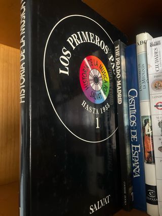 Historia de la musica Pop varios libros tapa dura