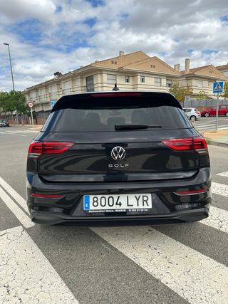Volkswagen Golf 2021