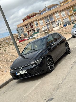 Volkswagen Golf 2021