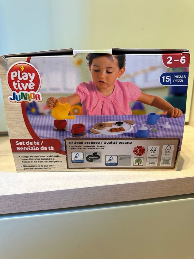 Juego de té de juguete