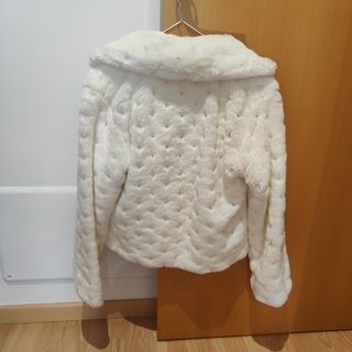 Chaqueta pelo blanca