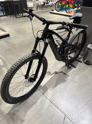 Trek Fuel Exe 9.8 GX AXS