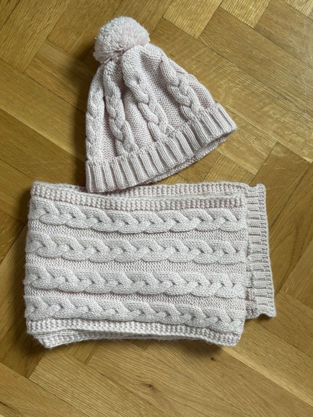 Lote Gorro y Bufanda Rosa