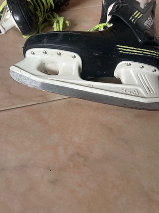 Pattini da Hockey nr 40