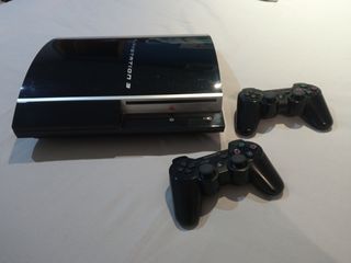 Playstation 3 FAT y dos mandos original