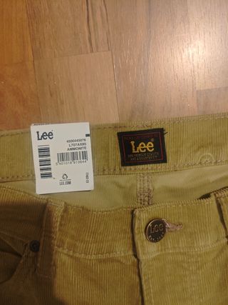 Pantalón pana fina LEE T32 nuevo