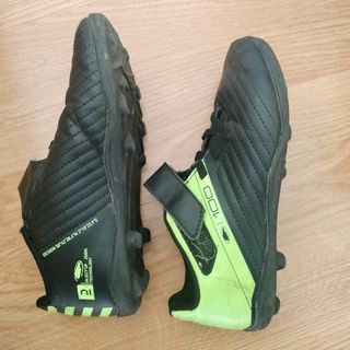 Botas fútbol Puma niño n°33