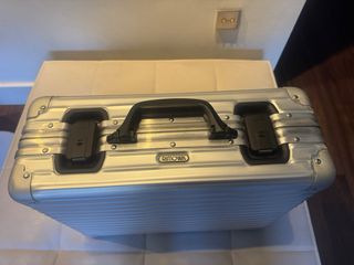 Maleta metalica aluminio RIMOWA..