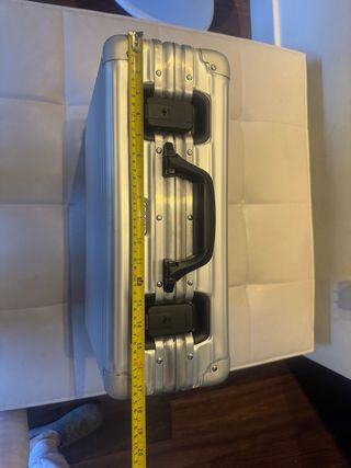 Maleta metalica aluminio RIMOWA..
