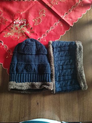 Cappello scaldacollo con pelliccia inte