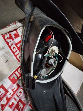 Pilotos traseros Peugeot 206 año 2000