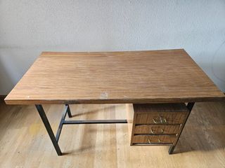 Scrivania industriale vintage in formica