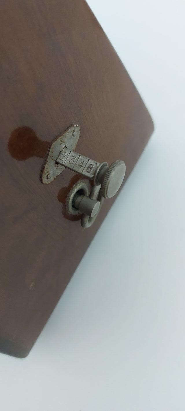 Wittner - Metronomo vintage (con piedi in legno)