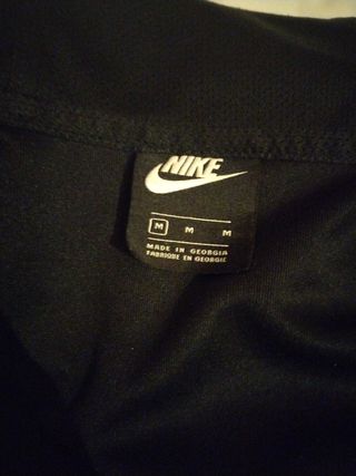 tuta nike tech
