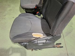 Despiece interior Nissan Terrano 