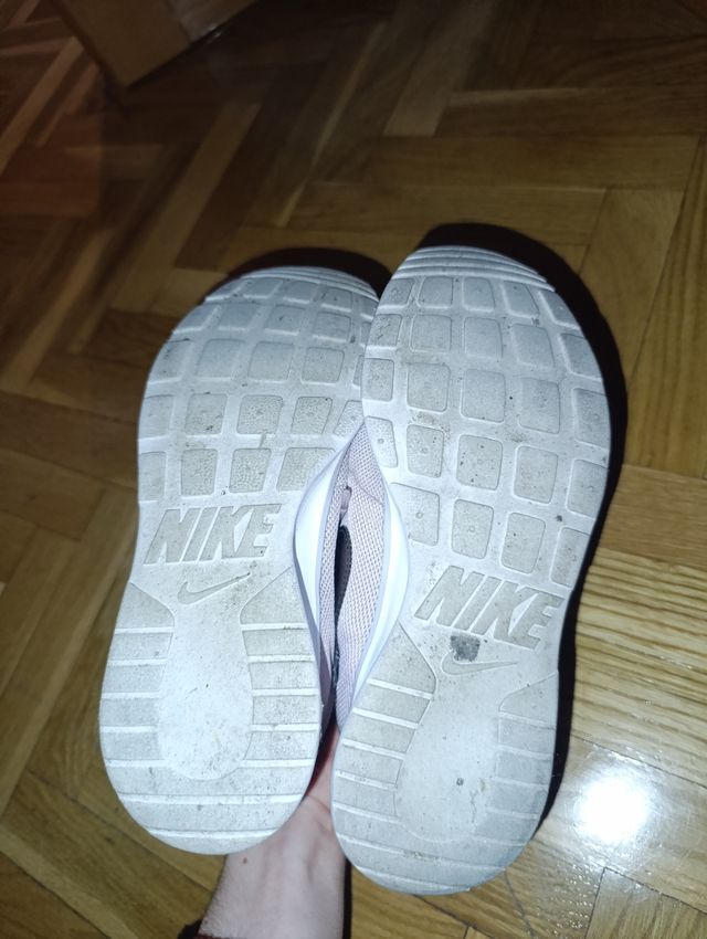 Zapatillas mujer Nike Tanjun Rosa