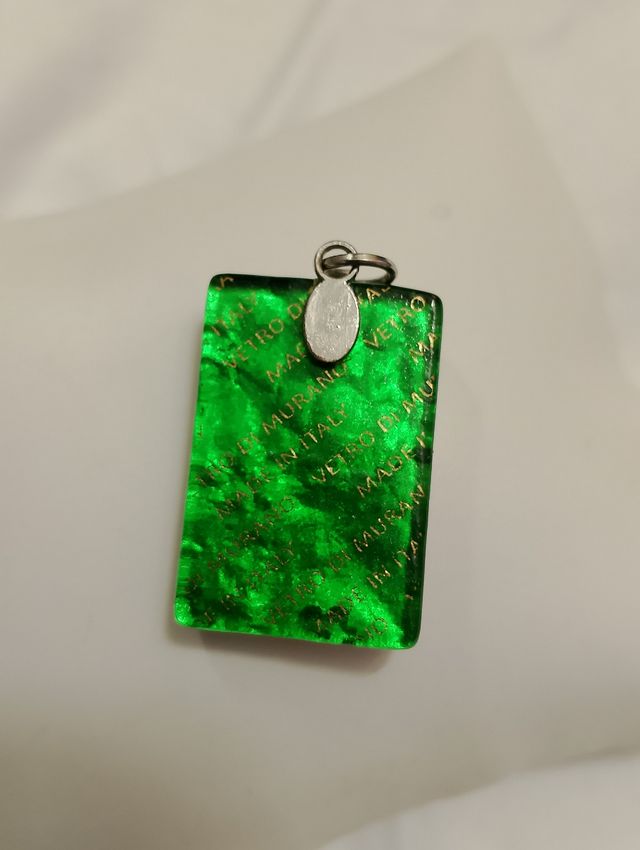 Ciondolo un vetro di murano