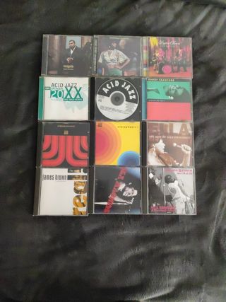 CDs varios (13 albumes)
+ Iggy pop(1 cd)
