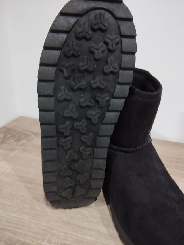 Botines de pelito talla 39 Nuevas