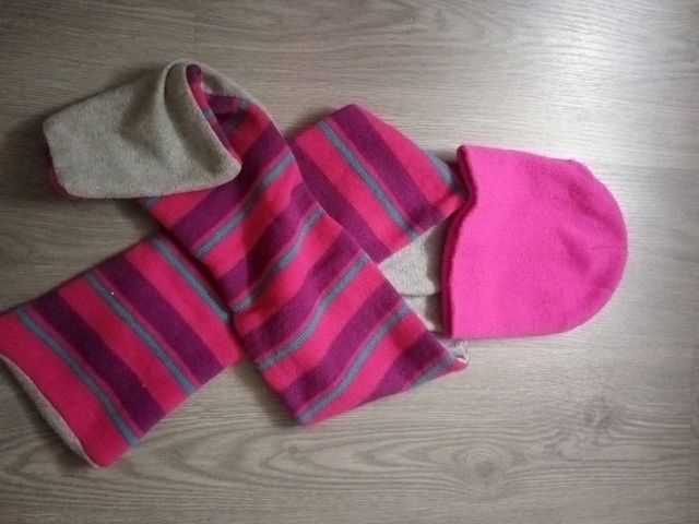 Lote bufandas y gorros niña