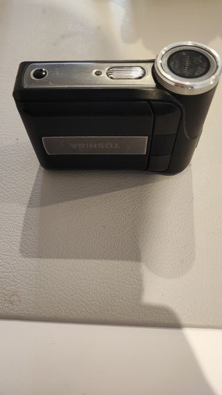 Camara toshiba