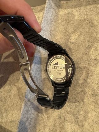 Reloj Lotus metálico azul