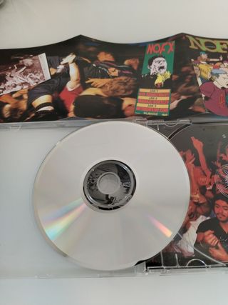 NOFX, "I HEARD THEY SUCK!!" (Directo), CD