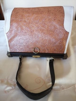 Vendo bolso Zara de señora. 