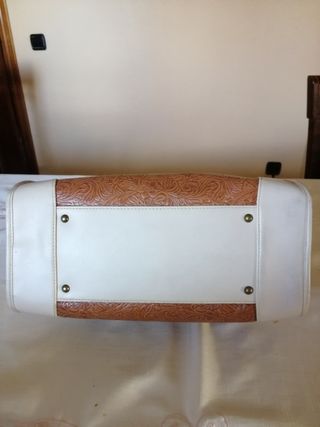 Vendo bolso Zara de señora. 